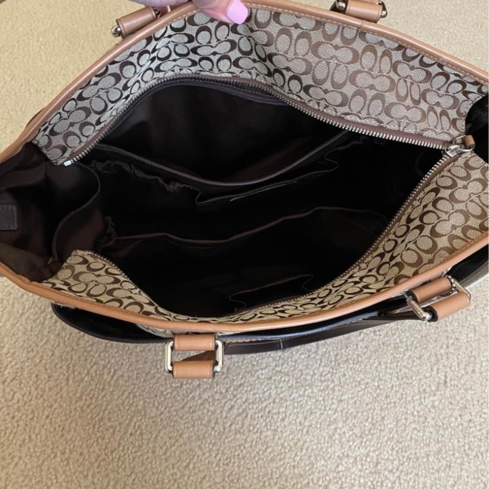 Coach diaper bag - Picture 5 of 8